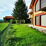 Alpesi faház Merikotka - A Cozy Wooden Cottage, Slovenia