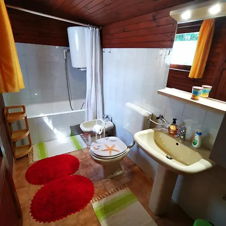 木屋 Merikotka - A Cozy Wooden Cottage, Slovenia *