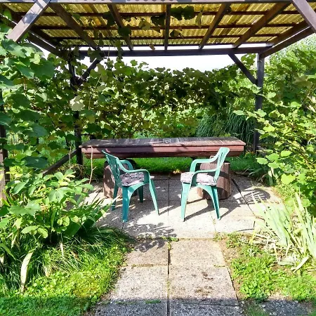 Merikotka - A Cozy Wooden Cottage, Slovenia