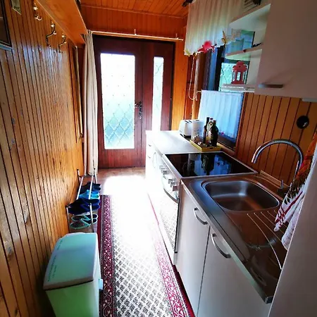 Merikotka - A Cozy Wooden Cottage, Slovenia Chalet *