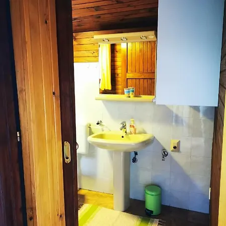 Merikotka - A Cozy Wooden Cottage, Slovenia 木屋 *