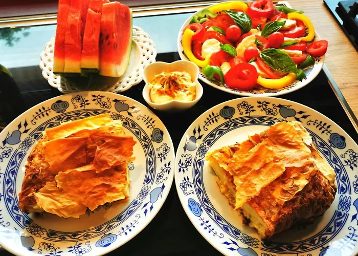 Merikotka - A Cozy Wooden Cottage, Slovenia شاليه Braslovce