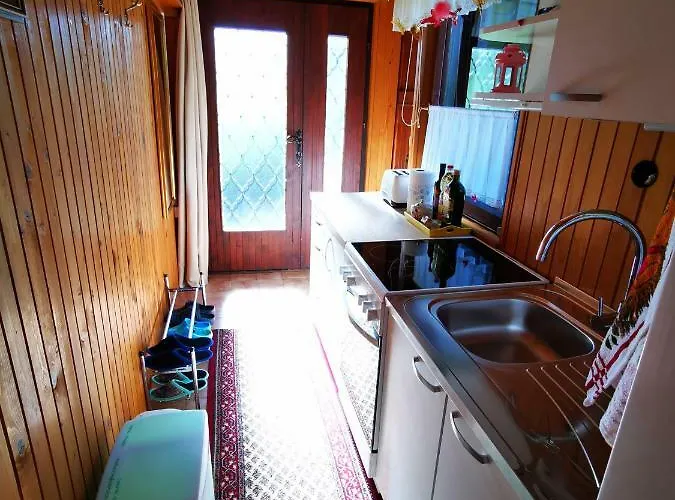 Merikotka - A Cozy Wooden Cottage, Slovenia Chalet *