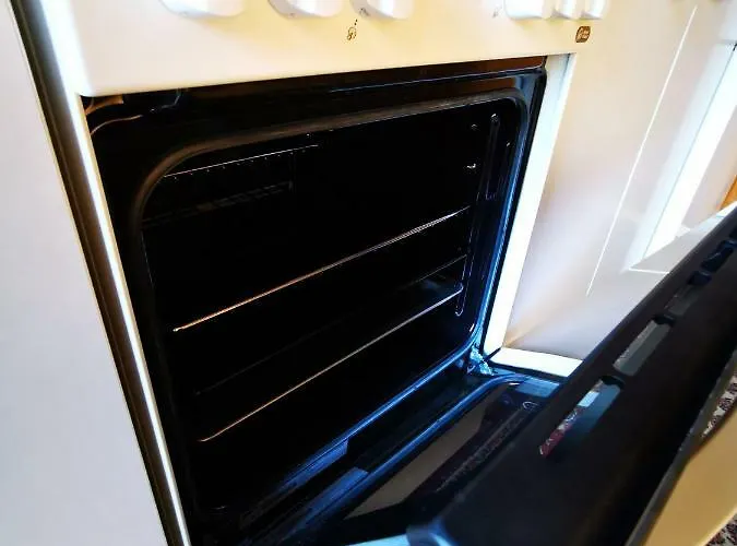 Merikotka - A Cozy Wooden Cottage, Slovenia شاليه Braslovce