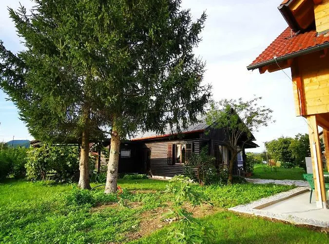 Merikotka - A Cozy Wooden Cottage, Slovenia * Braslovce