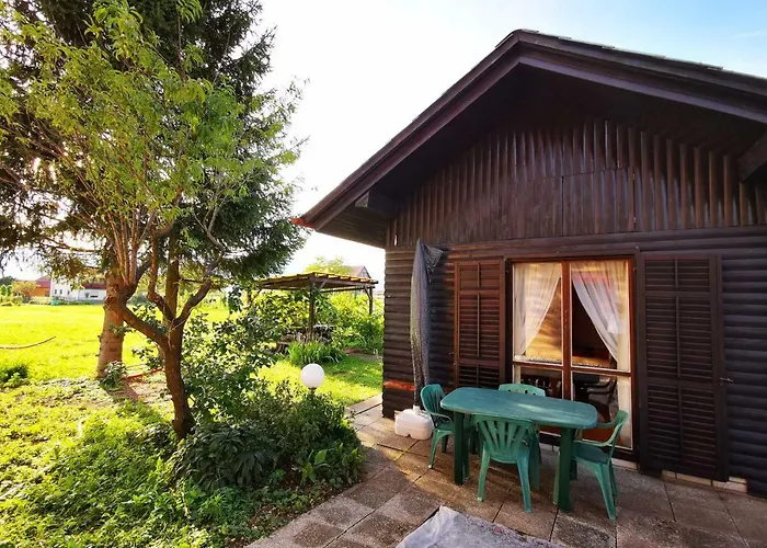 Merikotka - A Cozy Wooden Cottage, Slovenia *